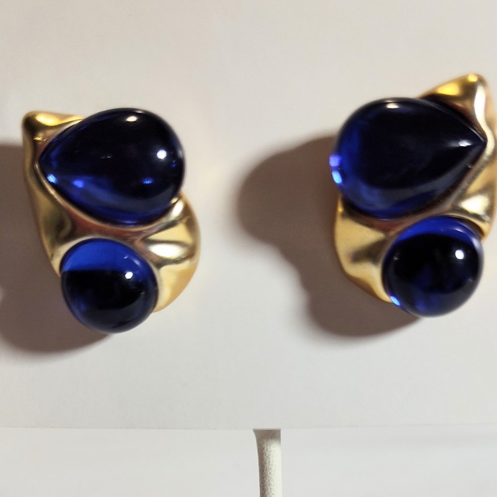 Elegant Gold and Titan Blue Earrings NWOT